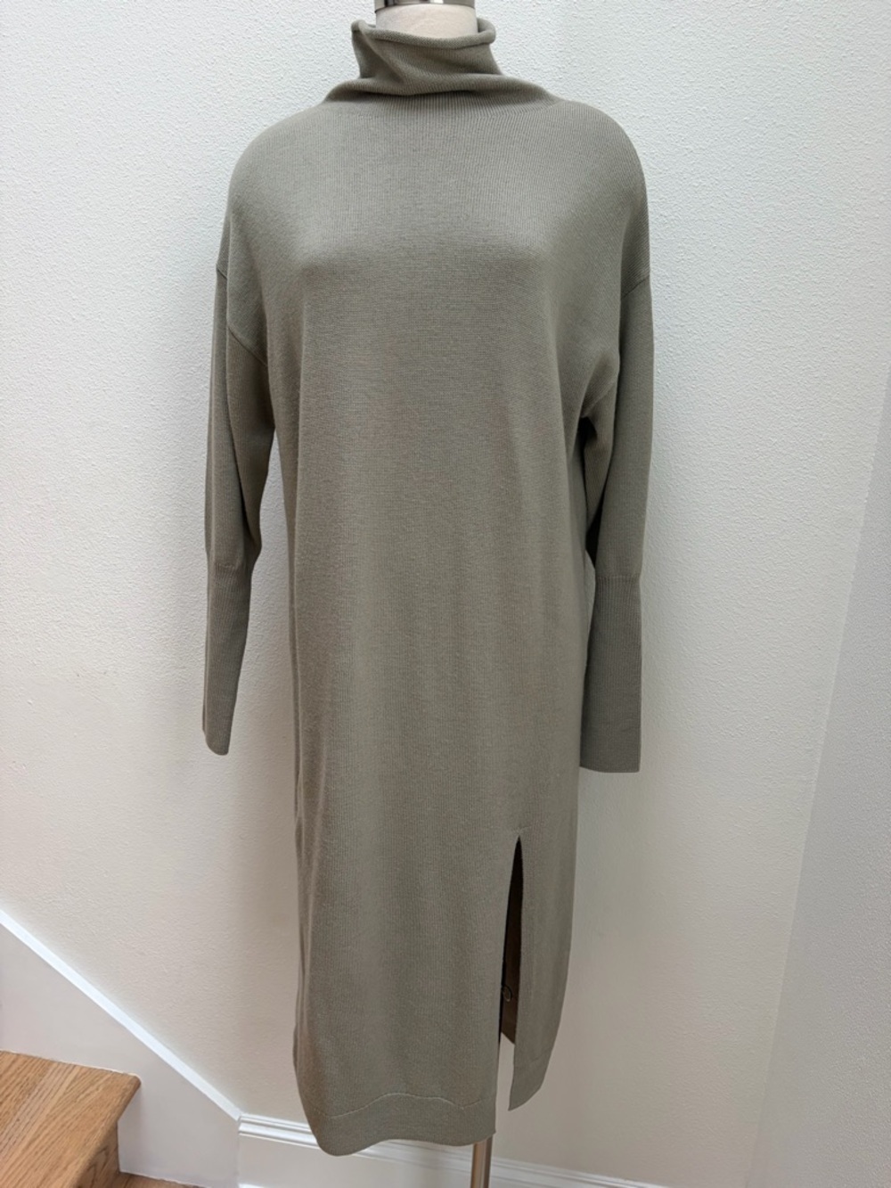 Aritzia Wilfred Sweater Dress Turtleneck Long Sleeve Midi Wool Green Size Small - Picture 2 of 10
